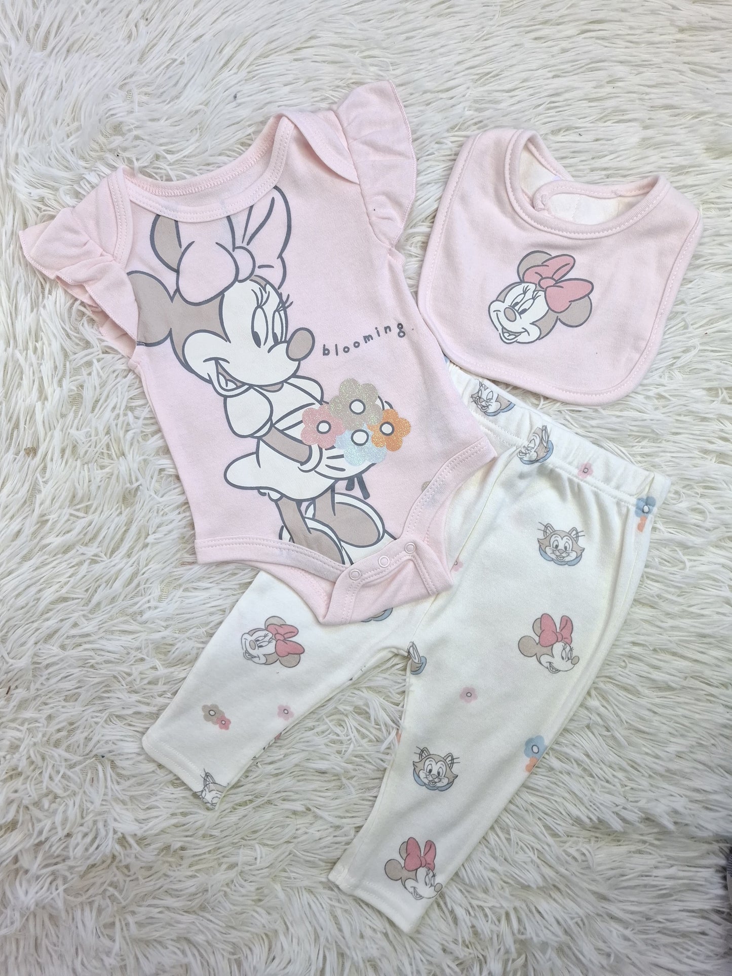 Set Minnie